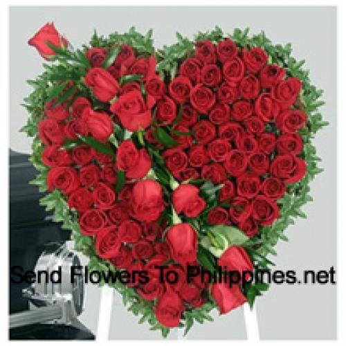 Beautiful Heart Shaped 100 Red Roses